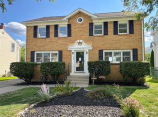 227 Greenway Blvd, Cheektowaga, NY 14225