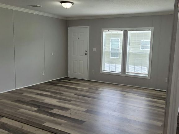 3rd image of 1400 Banana Rd #143