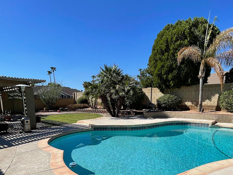 1st image of 5302 E Marconi Avenue