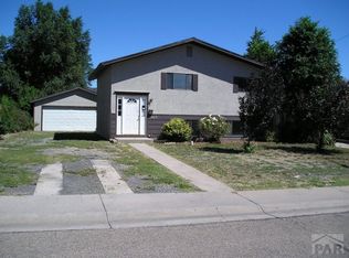 3905 Fairfield Ln, Pueblo, CO 81005
