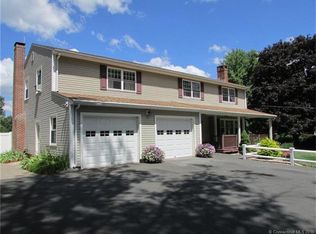 27 Wapping Wood Rd, Ellington, CT 06029