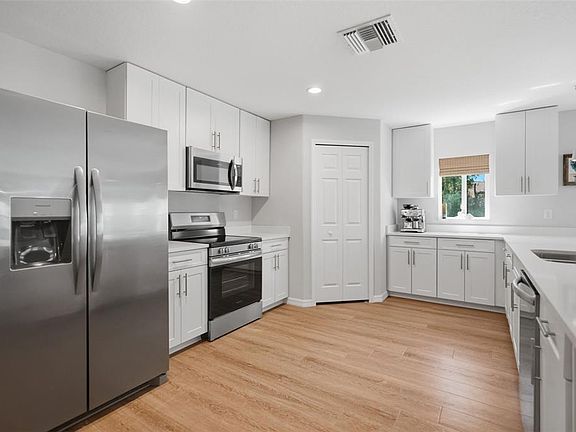 3rd image of 8477 BEACHWOOD COURT
