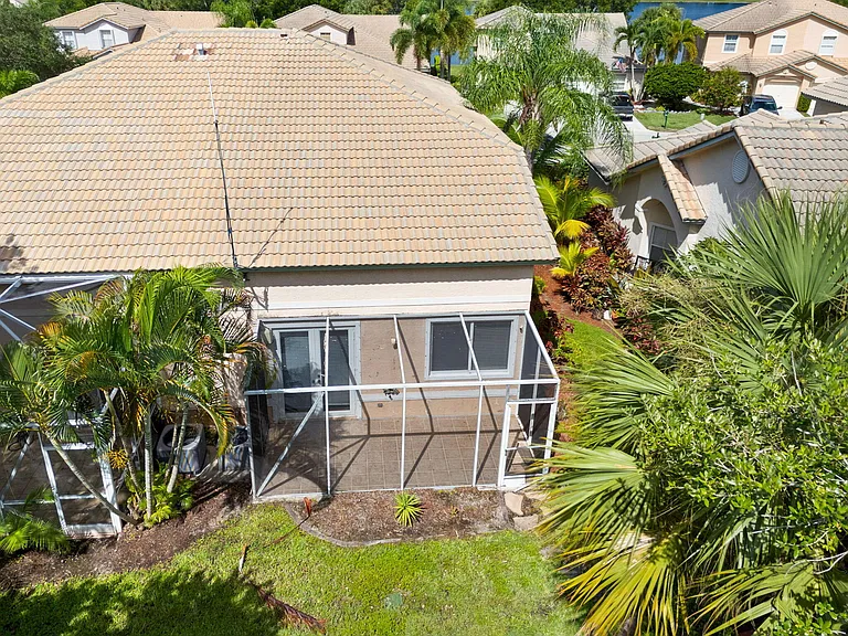 10569 Pelican Dr — Photo 27