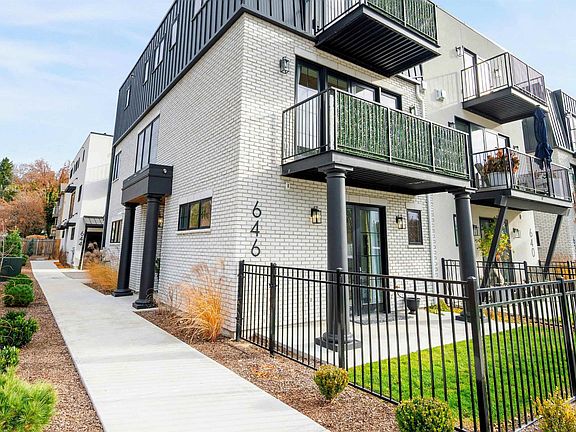 5th image of 646 N Avenue H Ave