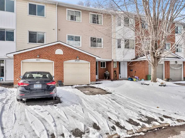 6919 Du Bois Ave, Ottawa, ON K1C 5L3