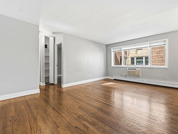3rd image of 426 W Barry Ave APT 407