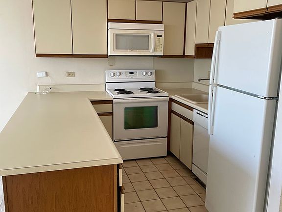 4th image of 411 Hobron Ln APT 2412