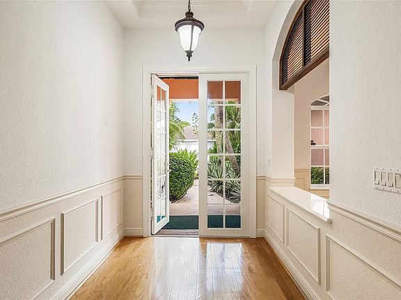 4th image of 9017 Englewood Court