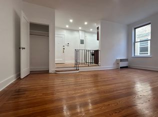 218 New York Ave #3B, Brooklyn, NY 11216
