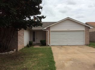 7217 W Cleburne Rd, Fort Worth, TX 76133
