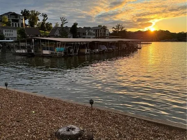 5499 Three Seasons Rd Unit F6, Osage Beach, MO 65065