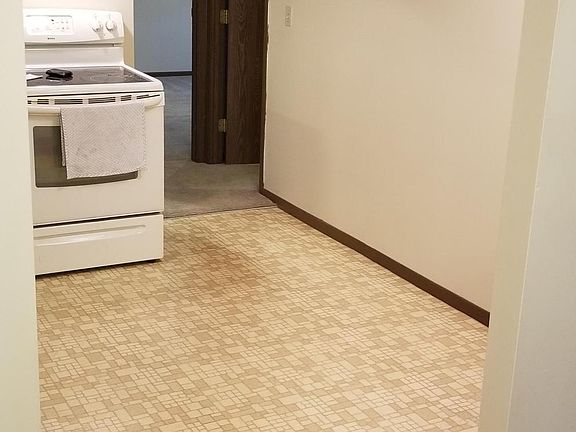 2nd image of 7235 Creekview Dr APT 8