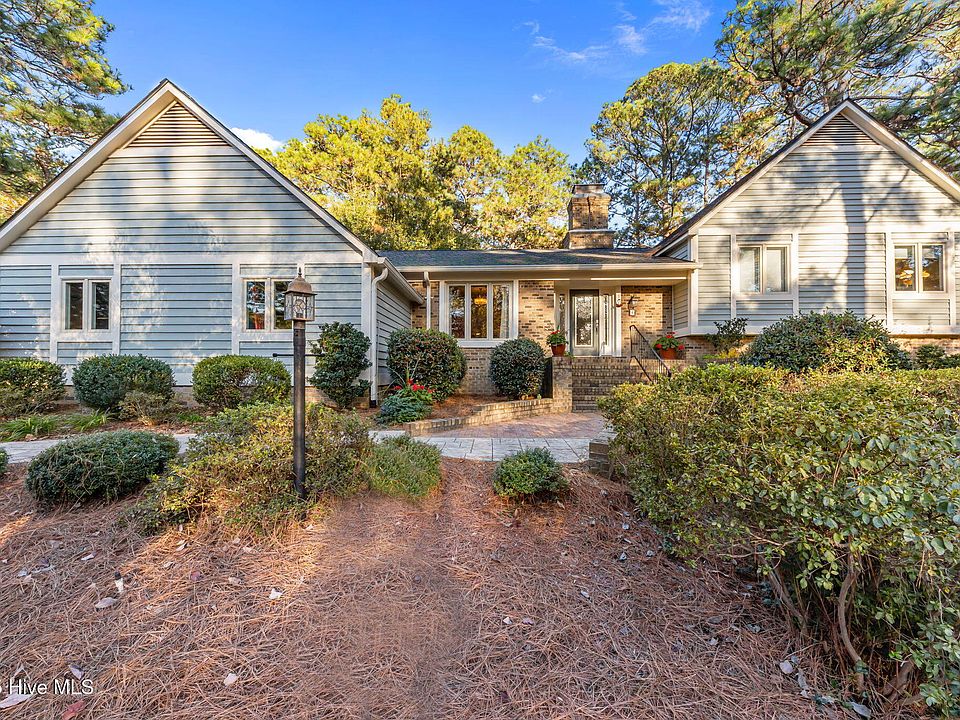 1st image of 4 Belair Court