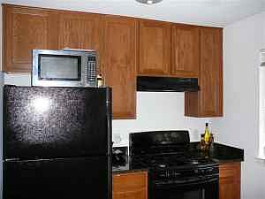 2nd image of 3183 Primrose Ln