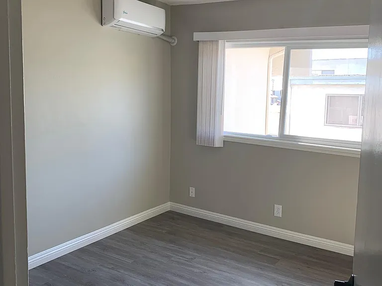 1541 College View Dr #9 — Photo 8