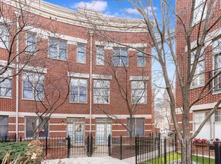 851 N May St APT A, Chicago, IL 60642