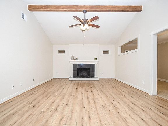 3rd image of 710 N Fork Ct