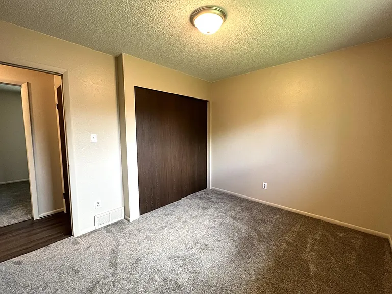 743 Boltz Dr — Photo 12