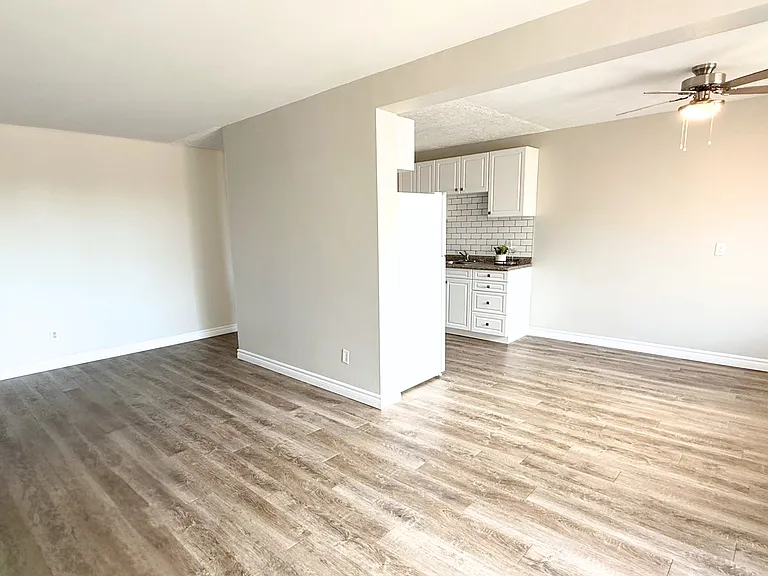 205 Brandon Ave — Photo 8