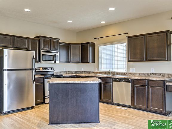 4th image of 4510 Clearwater Dr