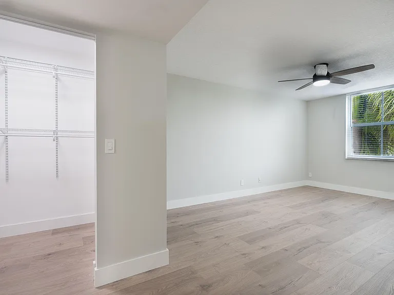 Oversized master bedroom and large walk-in clostet