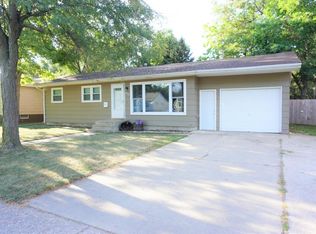 696 11th St SW, Huron, SD 57350