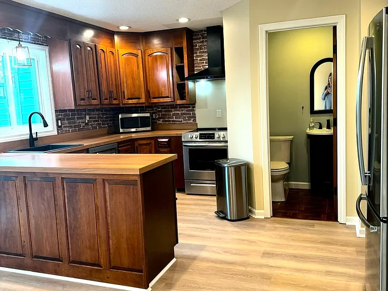 611 Ocean Ave #D4 — Photo 5