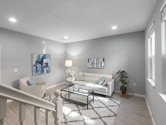 5th image of 1495 Lee Pl
