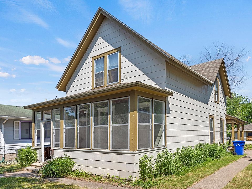 1st image of 297 Thomas Ave