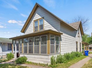 297 Thomas Ave, Saint Paul, MN 55103