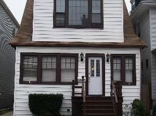 1769 W Ainslie St, Chicago, IL 60640
