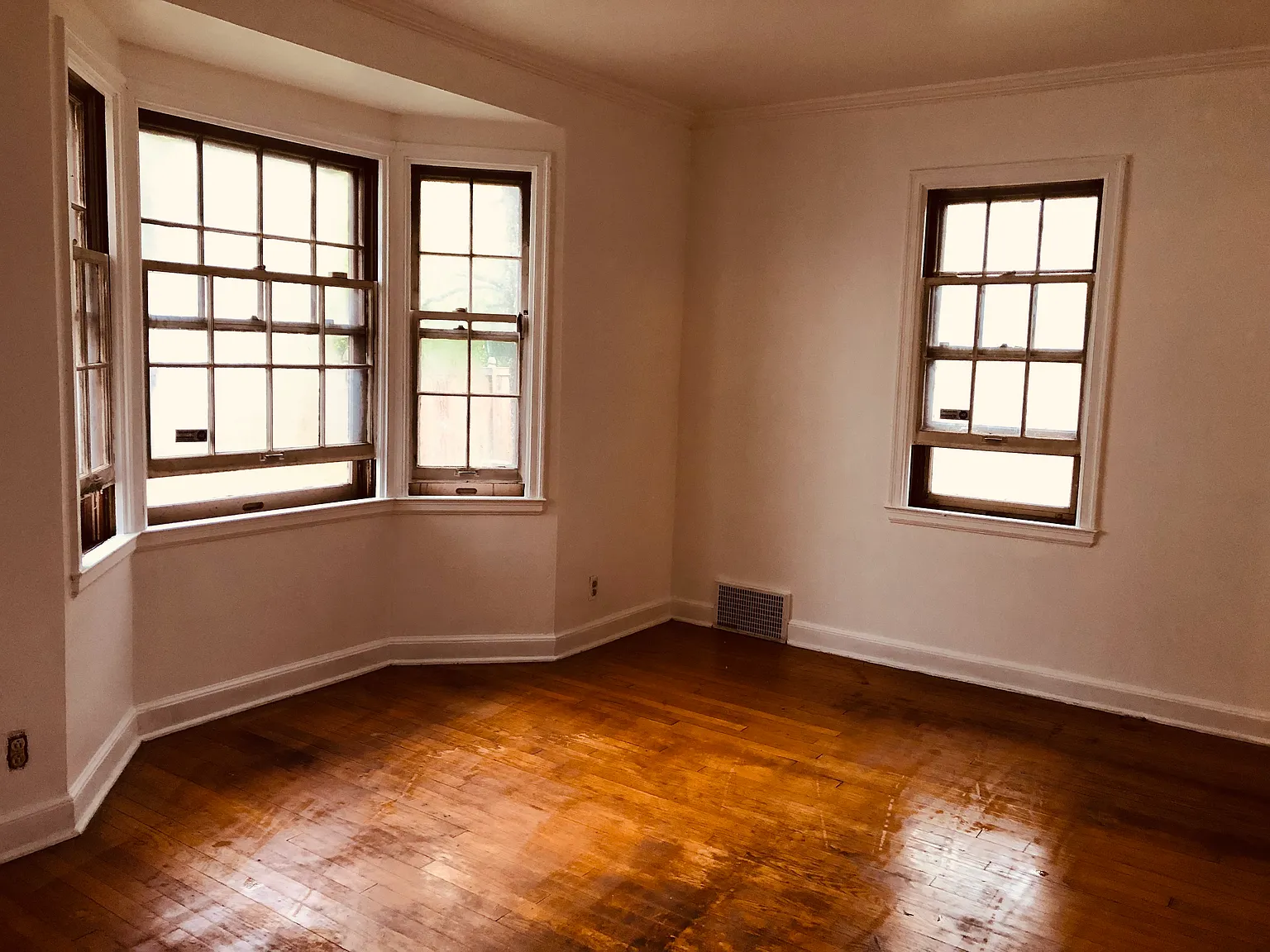 2 bed, 900 sqft, $1,395 — Photo 3