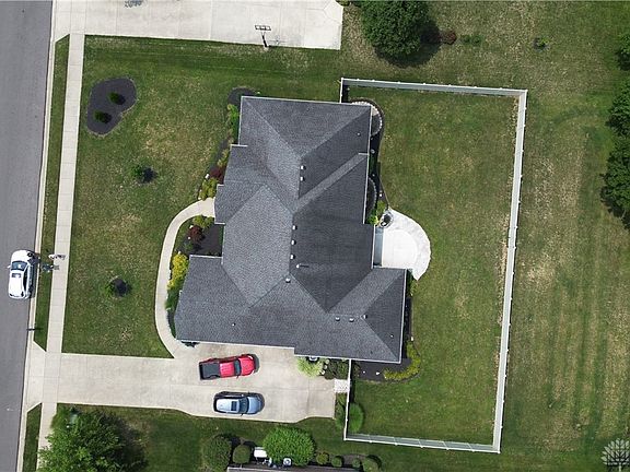 3rd image of 2771 Meadowpoint Dr