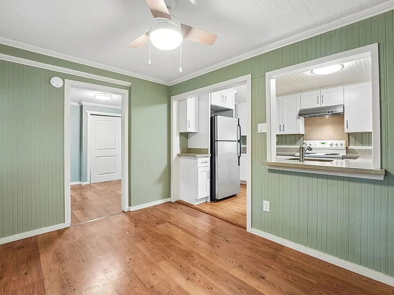 21567 Starrett Hill Dr — Photo 6