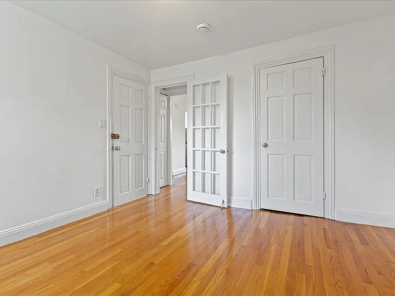 619 Tremont St #4 — Photo 6