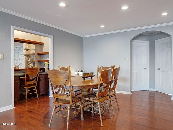 5th image of 134 Veracruz St