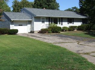 45 Waldorf Dr, Painesville, OH 44077