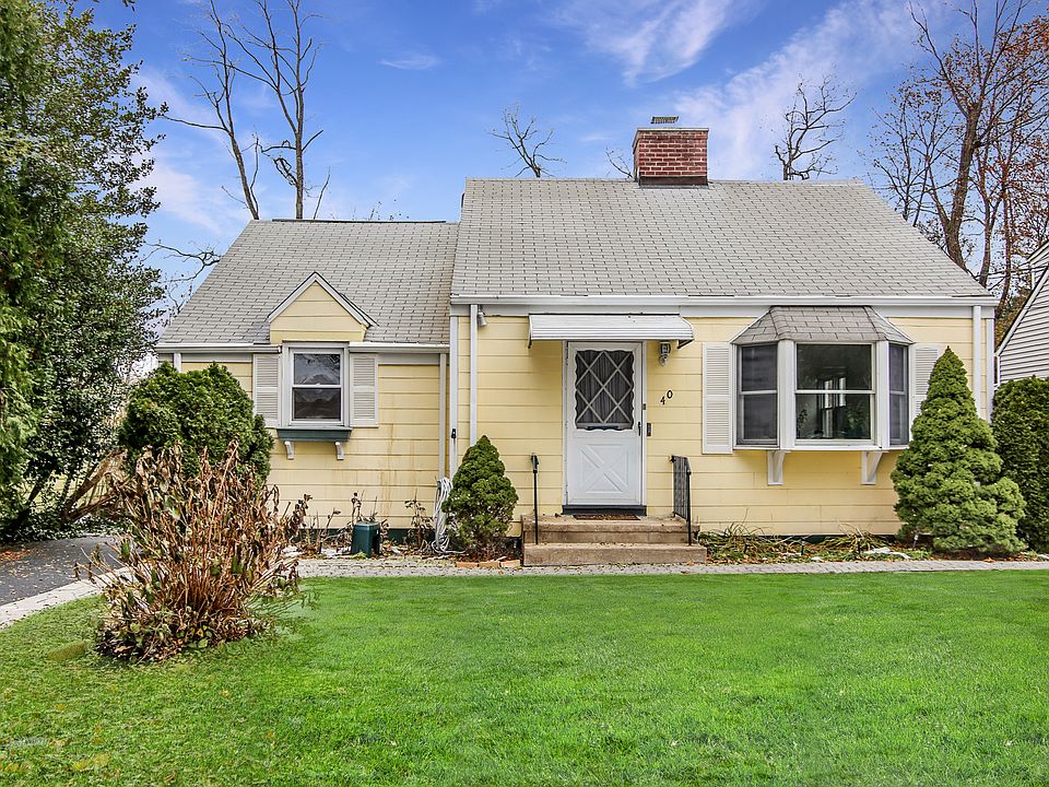 1st image of 40 Cummings Ave