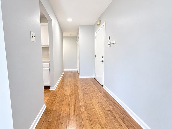 5th image of 22A E Daisy Ln