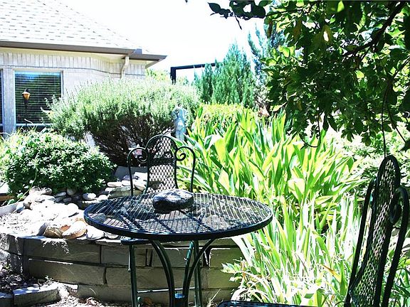 3rd image of 4608 Clearwater Ct