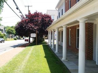 100 Dry Mill Rd SW UNIT 202, Leesburg, VA 20175