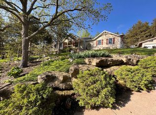 2821 Tatarrax Dr, Manhattan, KS 66502