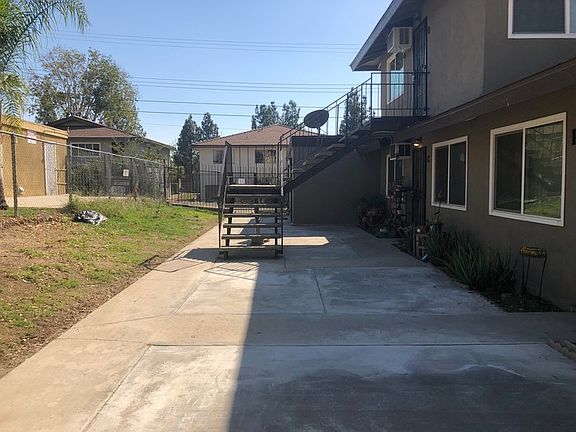 3rd image of 3475 E 21st St