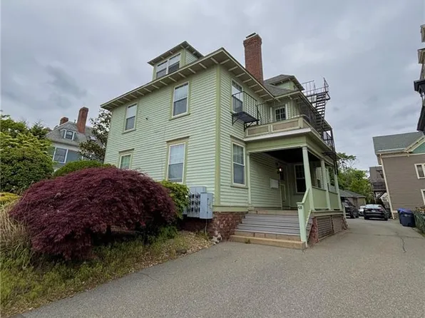 410 Angell St APT 1, Providence, RI 02906