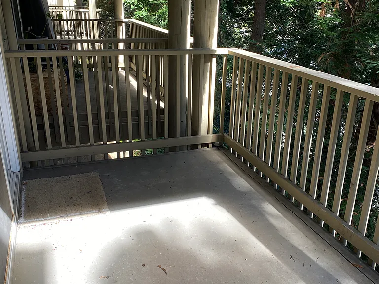 Mandarin Dr — Photo 84