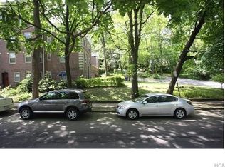 848 Palmer Rd APT 2E, Bronxville, NY 10708