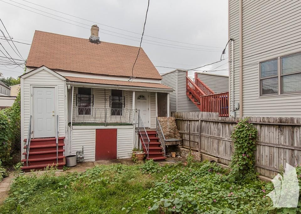 1st image of 1642 N Campbell Ave #Ch555