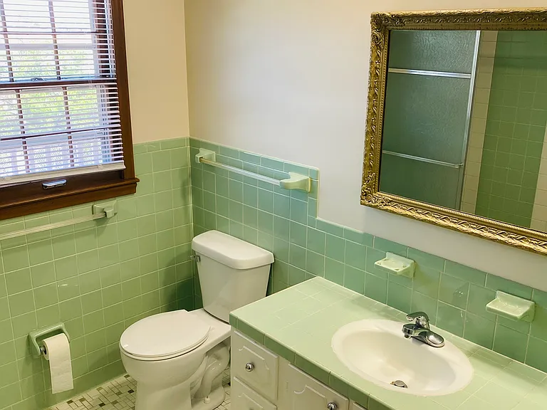 KINGSWOOD APARTMENTS — Photo 18