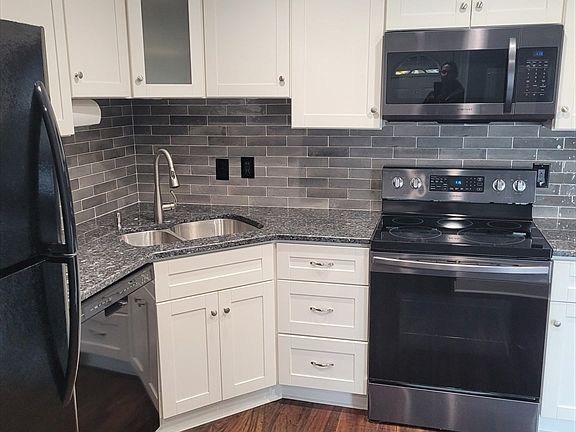 4th image of 931 Methuen St Unit 6