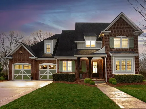 913 Drakes Ridge Ln, Bowling Green, KY 42103